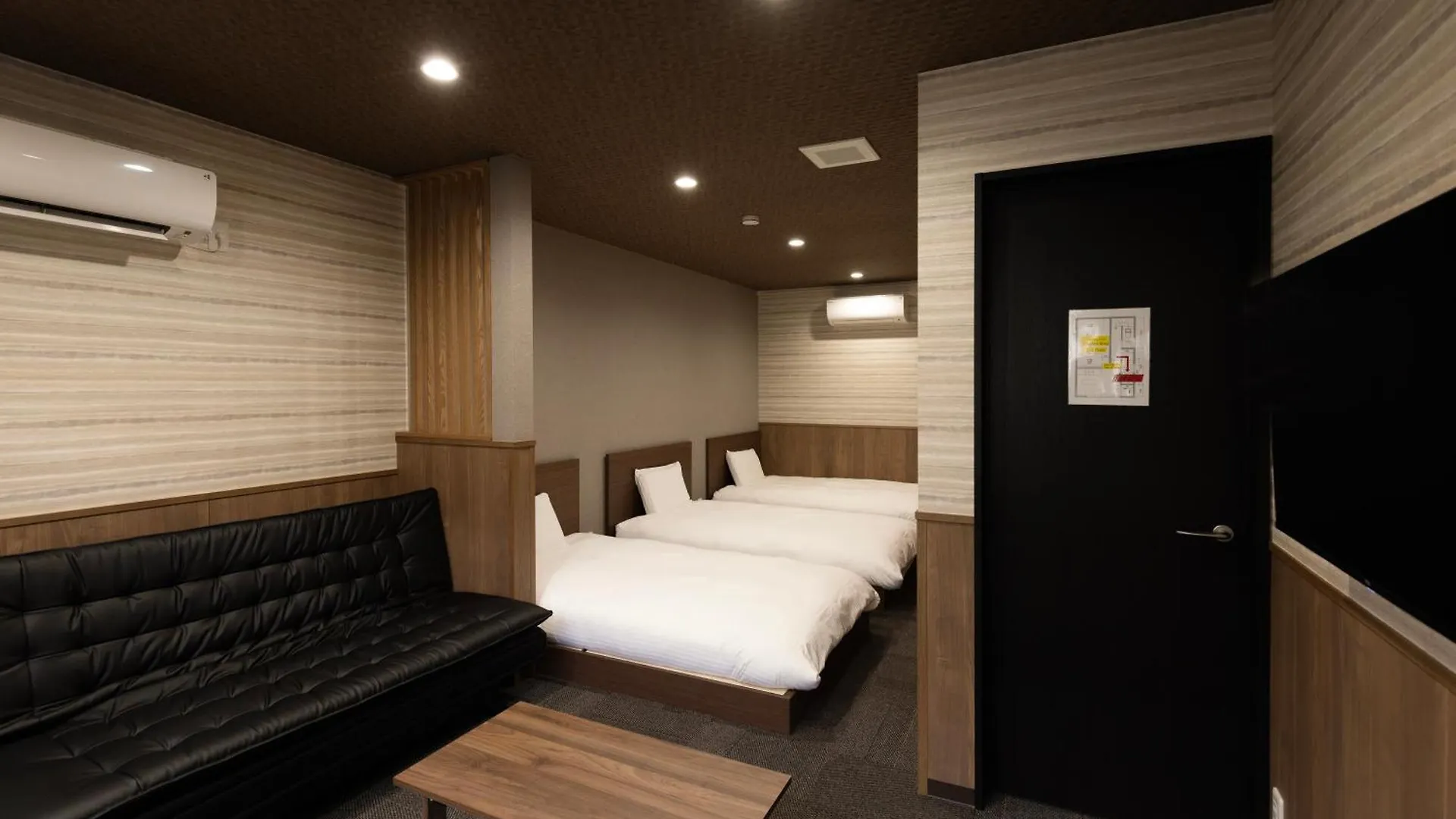 ゲストハウス ホワイトドラゴン60 Oszaka Apartman