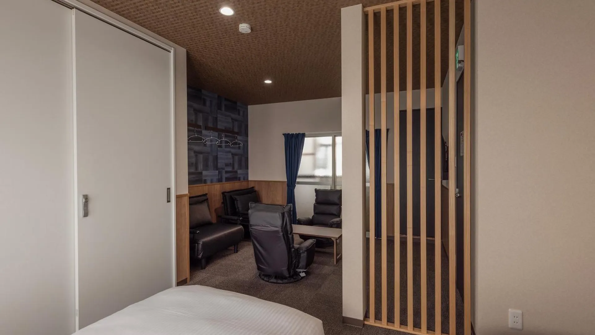 Apartman ゲストハウス ホワイトドラゴン60 Oszaka Japán