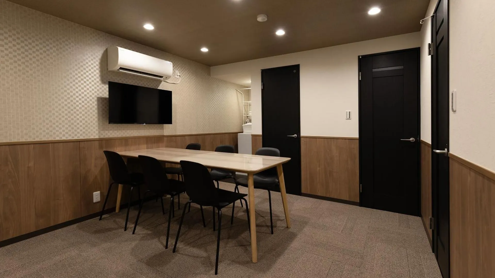 Apartment ゲストハウス ホワイトドラゴン60 Osaka